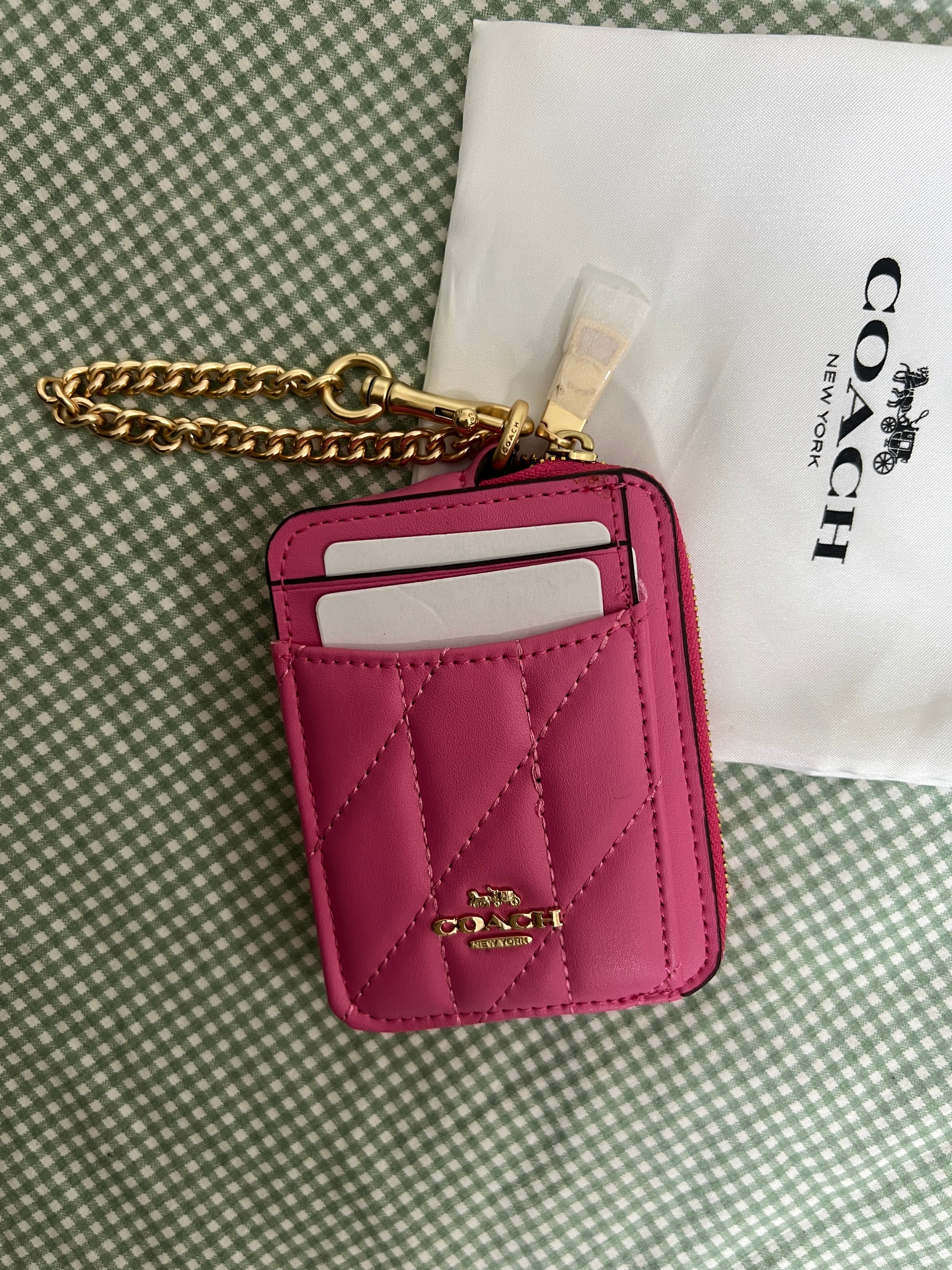 Coach Zip Card Case in Pink – Her Essentials