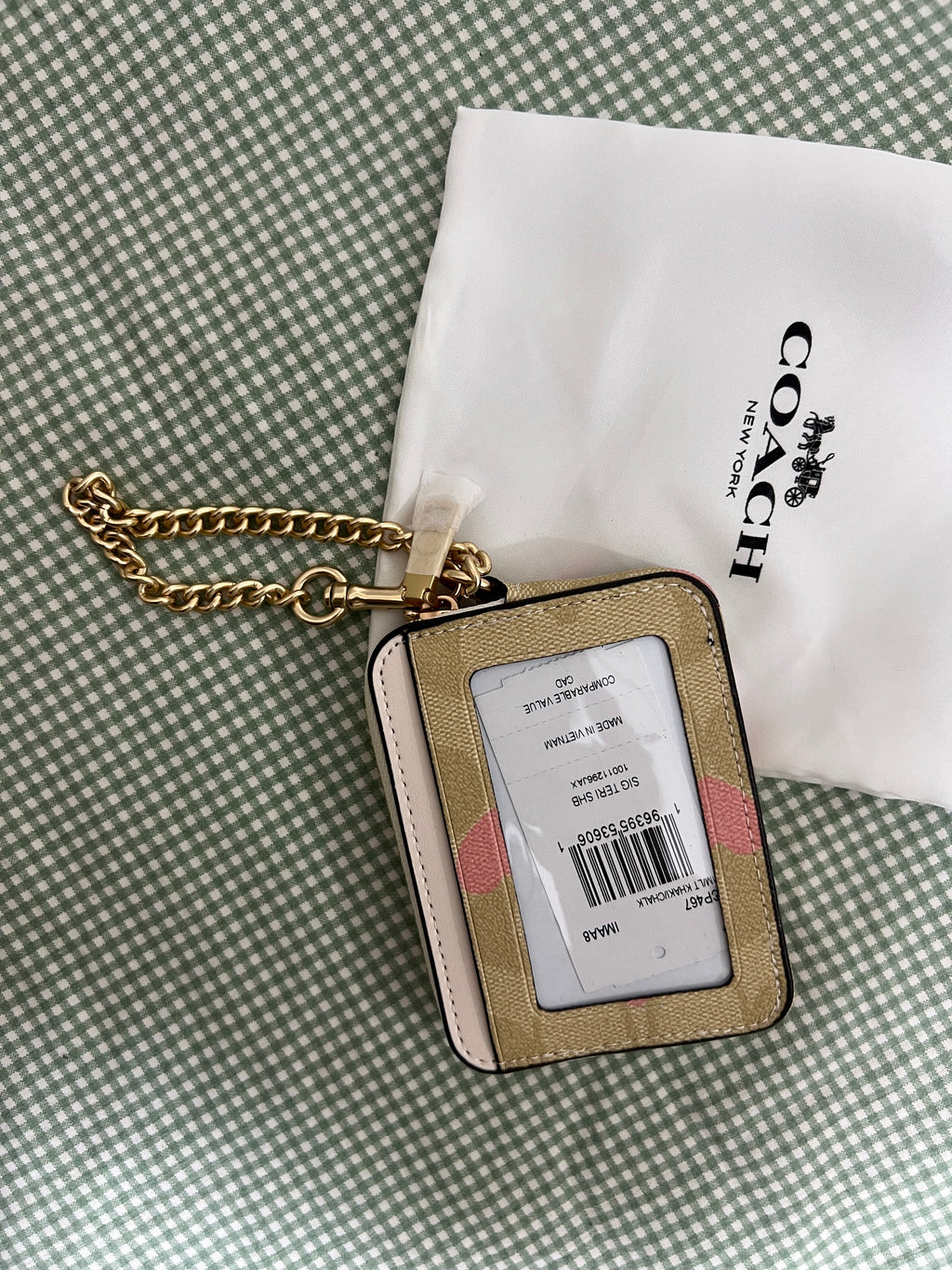 Coach Zip Card Case in Signature Canvas with Heart Print