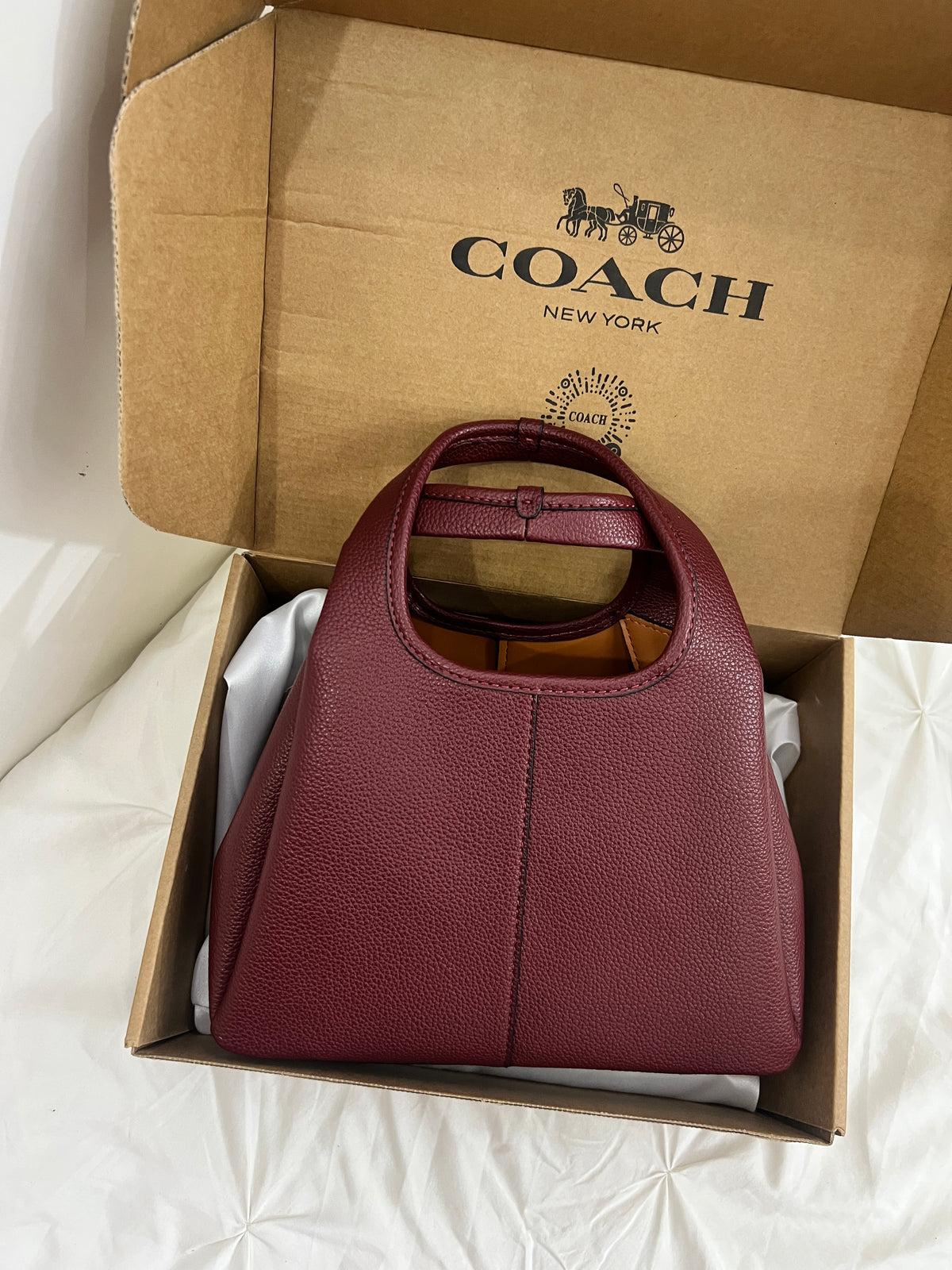 Coach HoboLana Shoulder Bag 23 burgundy Leather
