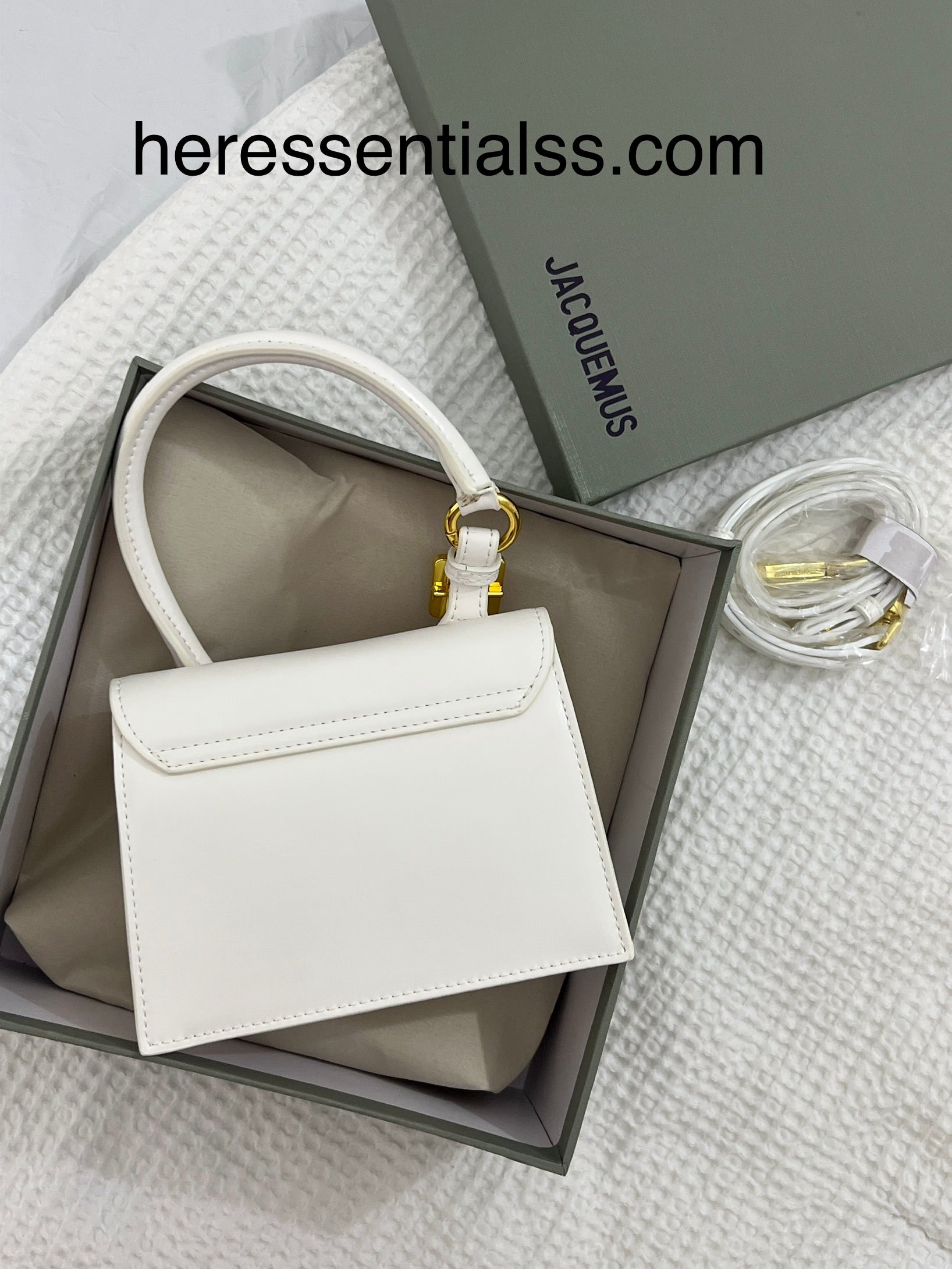 JACQUEMUS WHITE (SMALL)