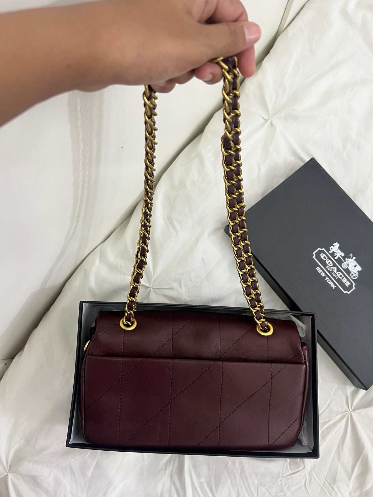 COACH TABBY SHOULDER BAG 20 WITH QUILTING (Burgundy)