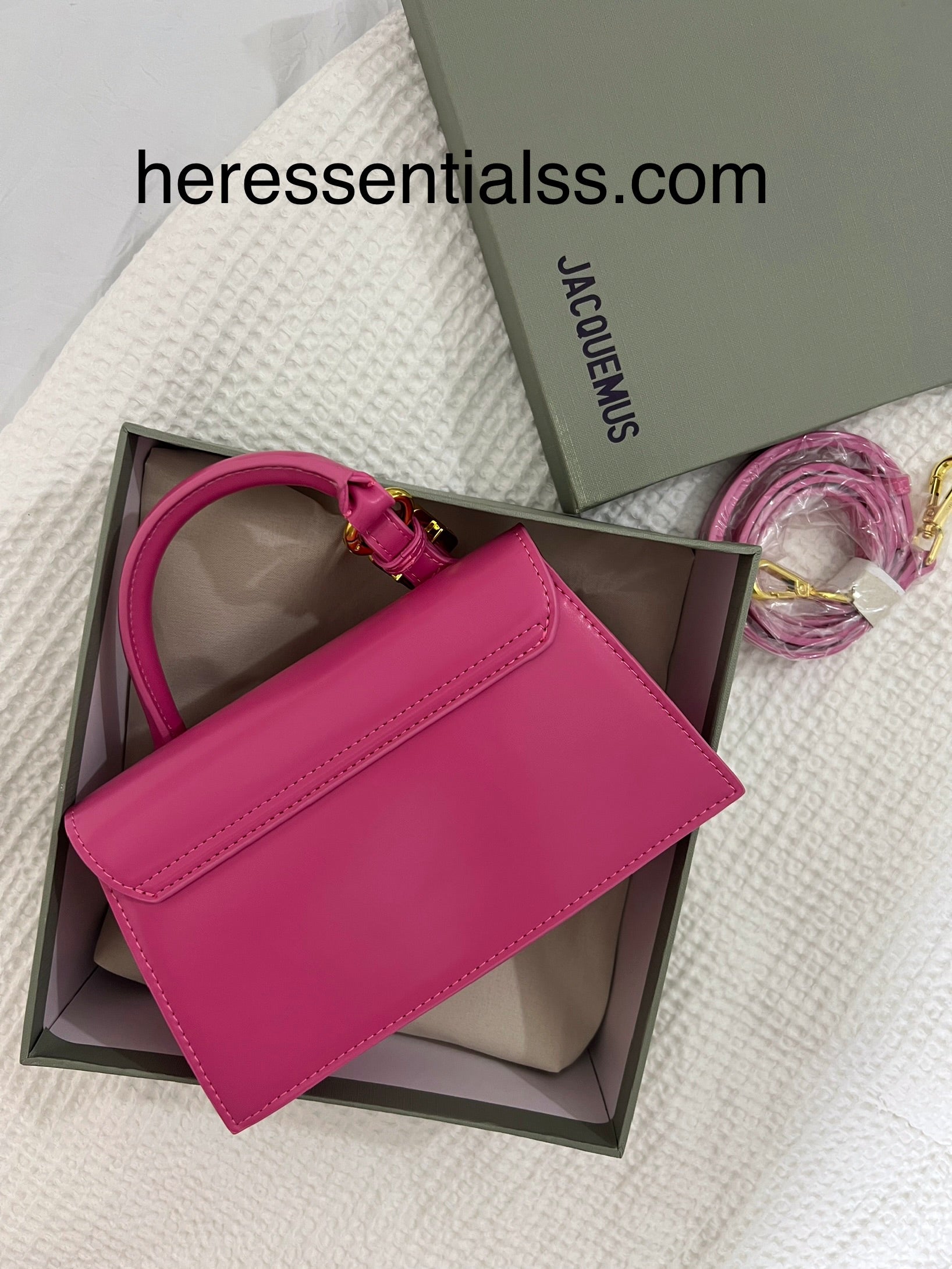 JACQUEMUS PINK (Medium)