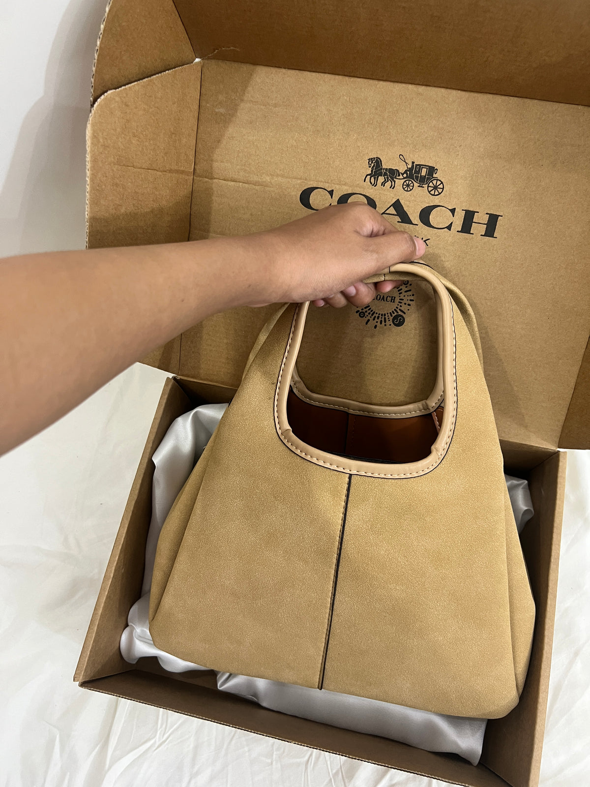 Coach Hobo Lana Shoulder Bag 23 Suede