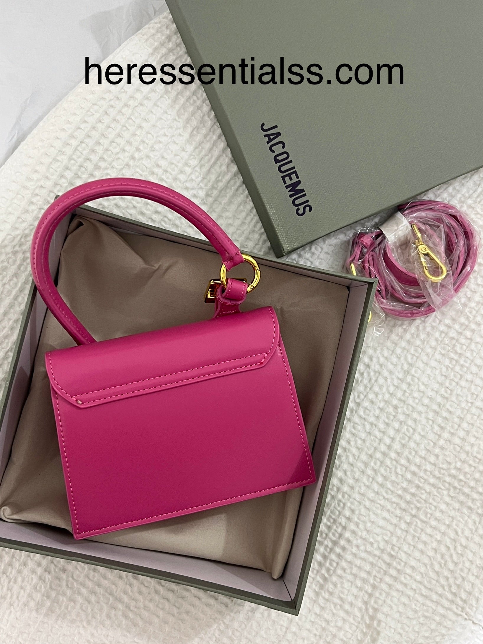 JACQUEMUS PINK (SMALL)