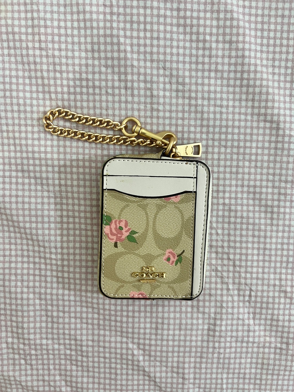 Coach Zip Card Case in Signature Canvas
