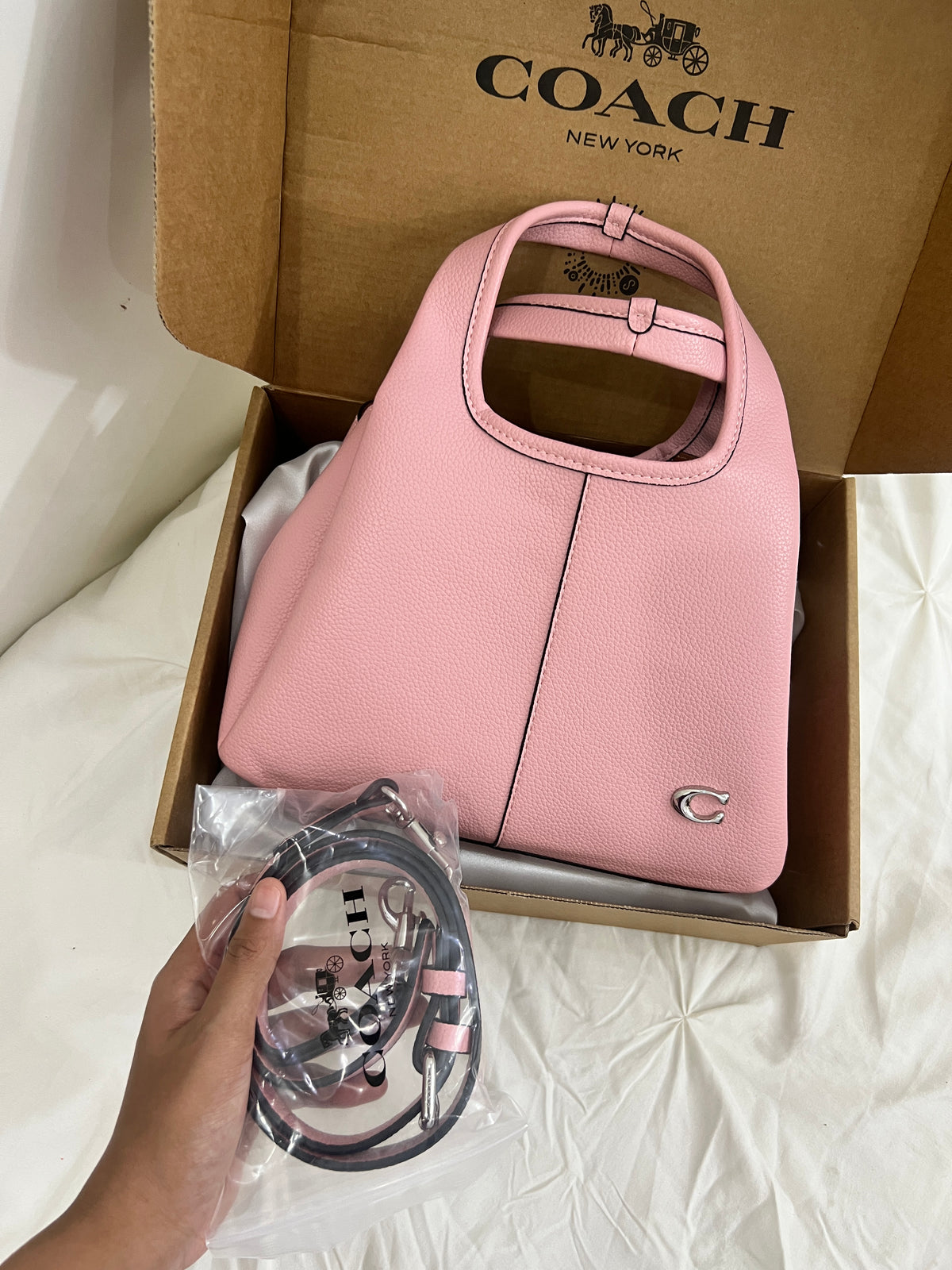 Coach Hobo Lana Shoulder Bag 23 Pink Leather
