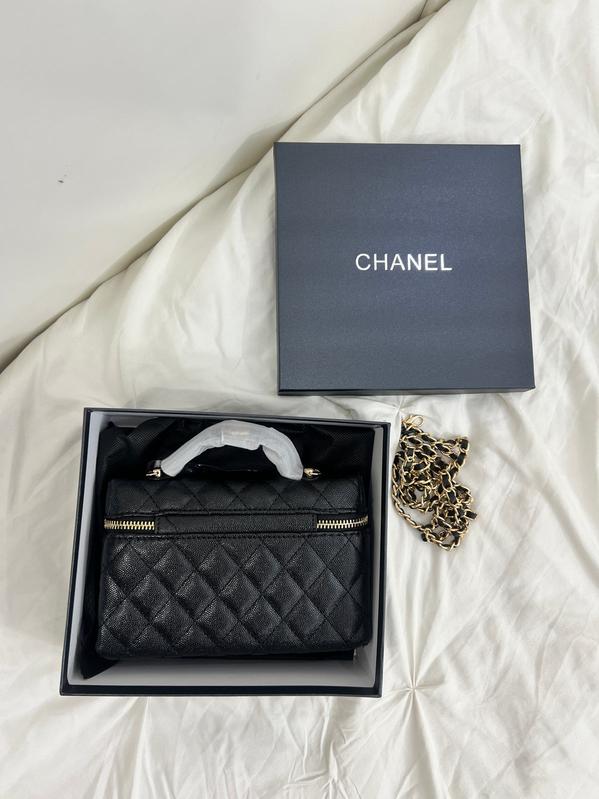 CHANEL INSPIRED BAG (with box and chain)