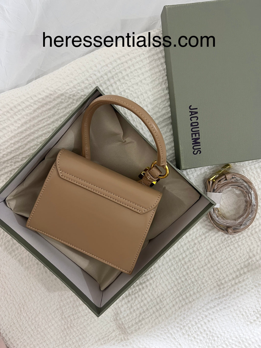 JACQUEMUS BEIGE (SMALL)