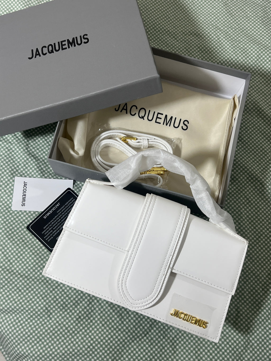 JACQUEMUS WHITE