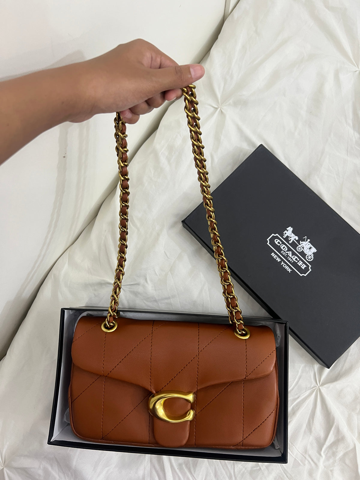 COACH TABBY SHOULDER BAG 20 WITH QUILTING (Brown)