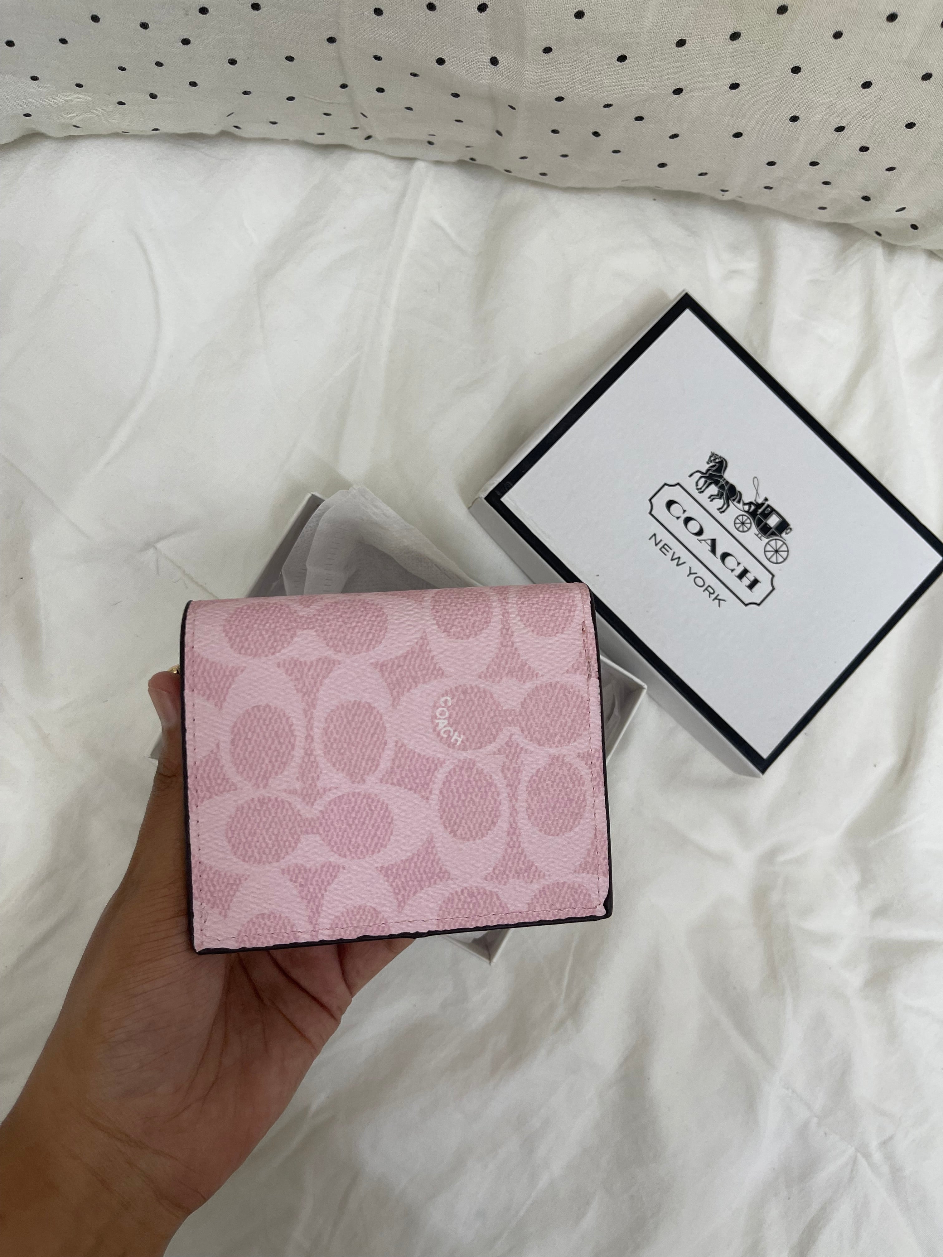 Coach Signature Small Zip Wallet – Blush Pink